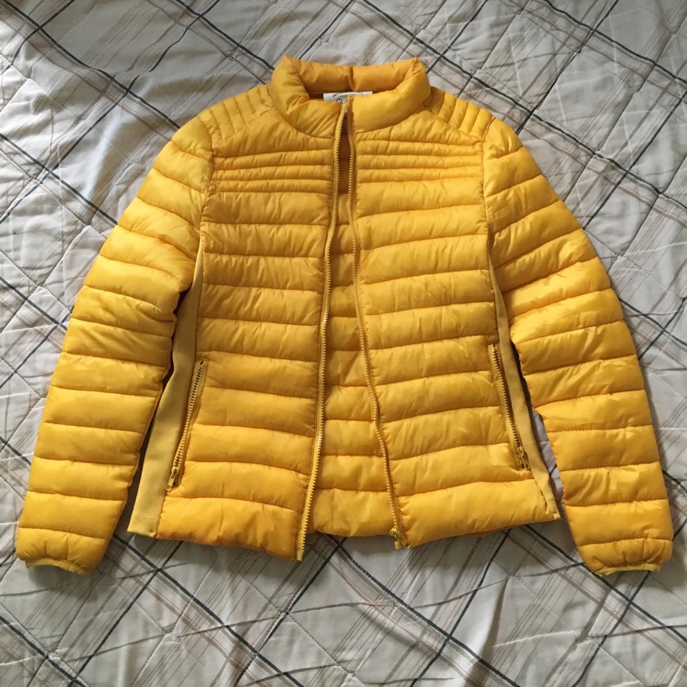Teens yellow puffer coat